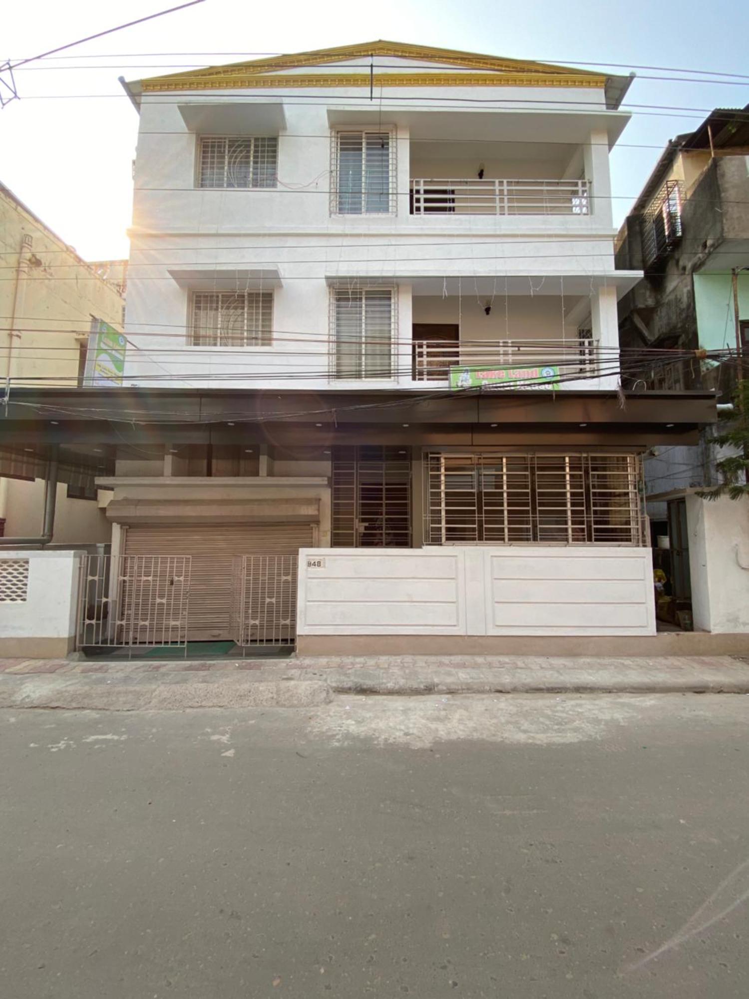 Lake Land Guest House Calcutta Buitenkant foto